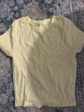 No Boundaries Pale Yellow Short Sleeve Crewneck Tee